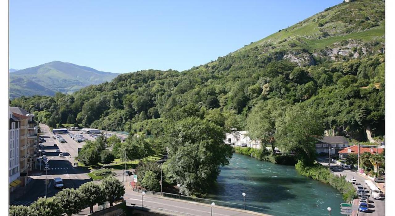 Hotel De L'Europe Lourdes Exterior photo